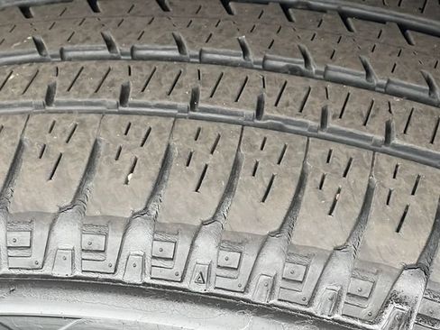 Used 2022 RAM 1500 Laramie AWD/4WD image 8