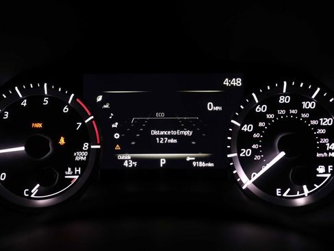 Certified 2023 Toyota Highlander XLE image 29