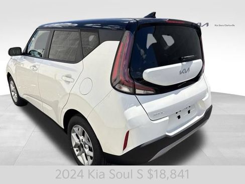 Certified 2024 Kia Soul S FWD image 6