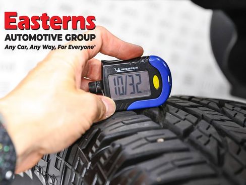 Used 2023 Jeep Wrangler Unlimited w/ Cold Weather Group AWD/4WD image 27