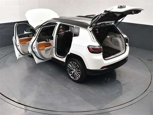 Used 2024 Jeep Compass Limited w/ Elite Group image 28