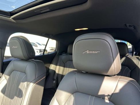 New 2026 Buick Envista Avenir FWD image 10