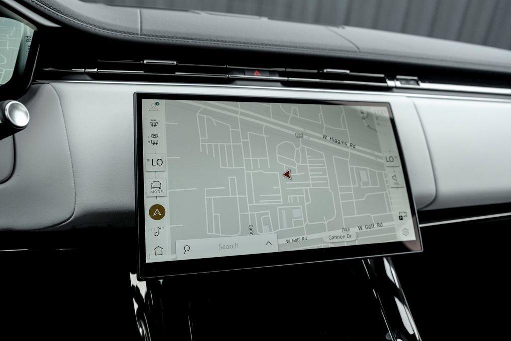 New 2026 Land Rover Range Rover Sport Dynamic SE AWD/4WD image 14