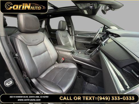 Used 2020 Cadillac XT5 Premium Luxury image 13