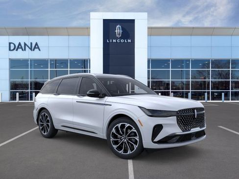 New 2026 Lincoln Nautilus Reserve AWD/4WD image 7