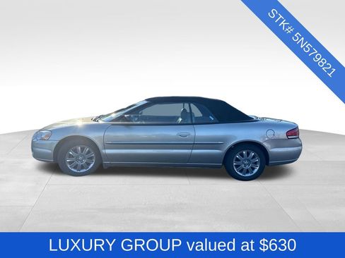 Used 2005 Chrysler Sebring Limited image 4