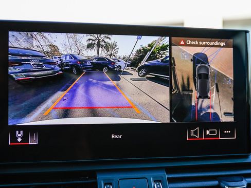 Certified 2023 Audi Q5 e Premium Plus w/ Premium Plus Package image 27