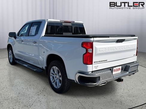 Used 2023 Chevrolet Silverado 1500 LTZ AWD/4WD image 4