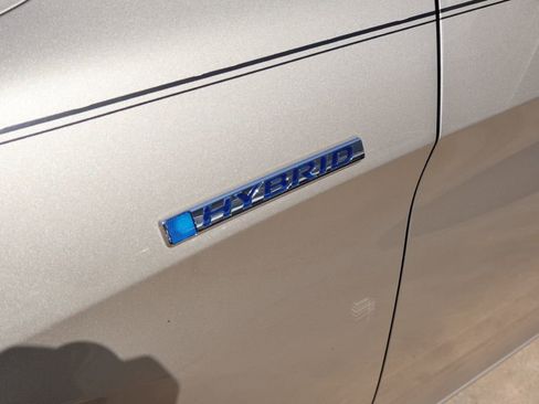 Used 2014 Honda Accord Touring image 5