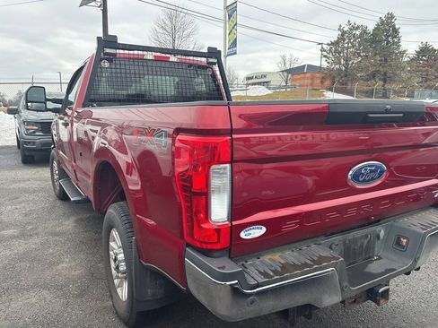 Used 2017 Ford F250 XLT w/ XLT Value Package image 11