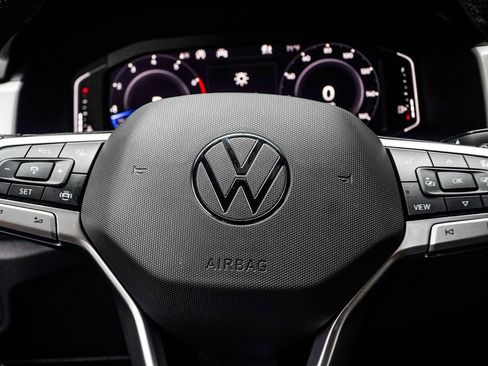 Used 2020 Volkswagen Atlas Cross Sport SEL Premium R-Line AWD/4WD image 28
