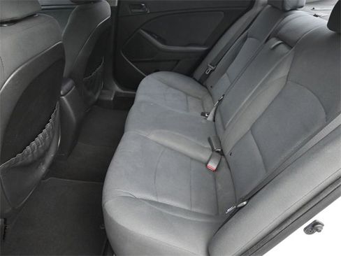 Used 2015 Kia Optima LX image 17