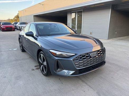 Used 2025 Audi A5 2.0T Premium w/ Convenience Package image 3