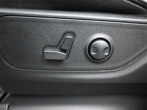 Used 2024 RAM 1500 Big Horn image 11