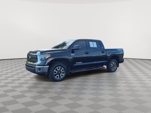 Used 2021 Toyota Tundra SR5 w/ TRD Off-Road Package AWD/4WD image 4