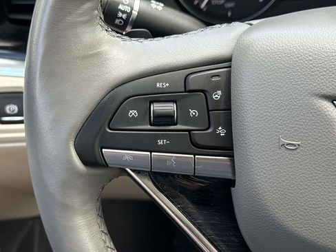 Used 2024 Cadillac XT6 Premium Luxury w/ Technology Package AWD/4WD image 38