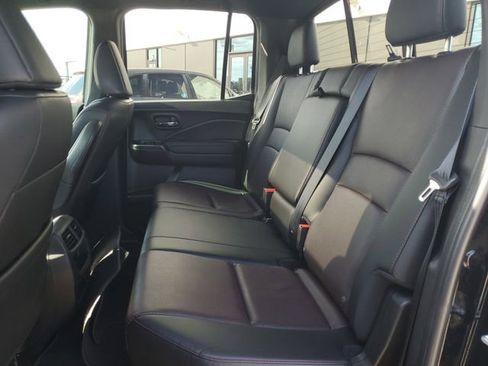 Used 2021 Honda Ridgeline Black Edition image 12