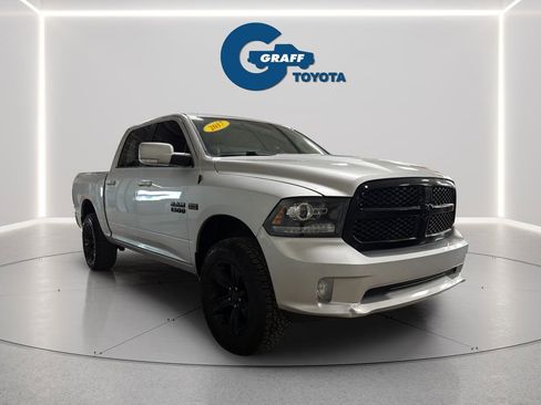 Used 2017 RAM 1500 Sport w/ Quick Order Package 26Q Night AWD/4WD image 12
