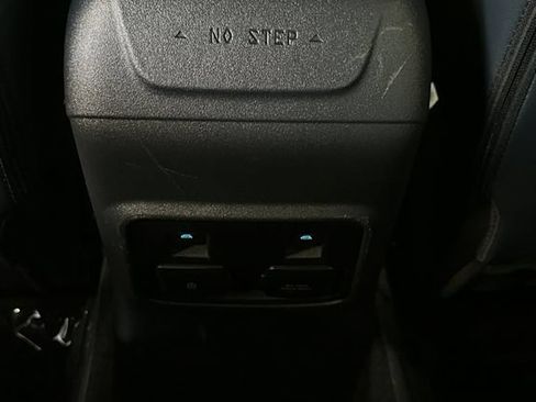 Used 2024 Ford Bronco Outer Banks AWD/4WD image 15