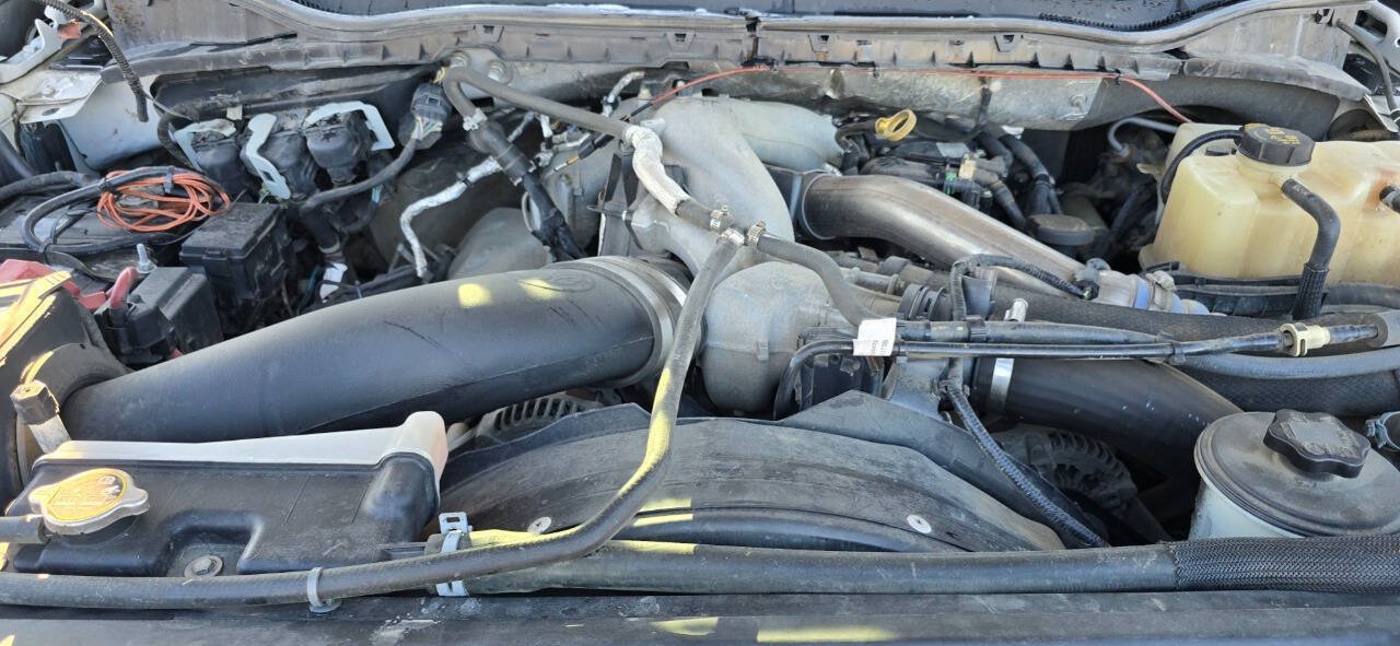 Used 2020 Ford F550 4x4 Crew Cab Super Duty image 25