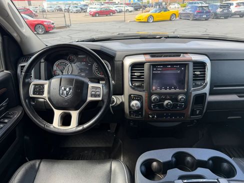 Used 2019 RAM 1500 Laramie AWD/4WD image 21