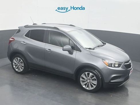 Used 2020 Buick Encore Preferred image 19