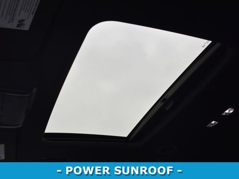 Used 2024 Buick Enclave Essence w/ Experience Buick Package image 19