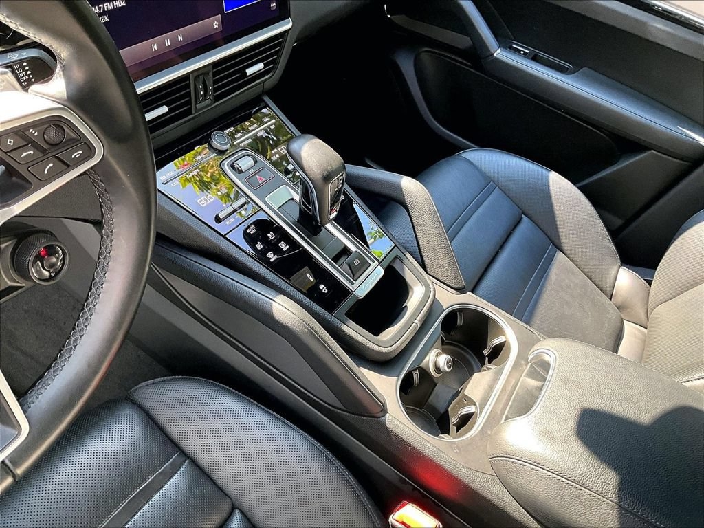 Certified 2023 Porsche Cayenne Platinum Edition AWD/4WD image 20
