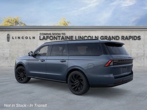 New 2026 Lincoln Navigator L Reserve AWD/4WD image 4
