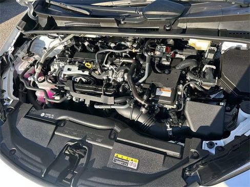 Used 2025 Toyota Prius LE image 28