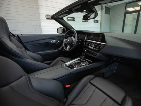 Used 2023 BMW Z4 M40i w/ Driving Assistance Package image 16