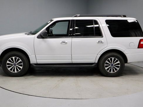 Used 2017 Ford Expedition XLT image 7