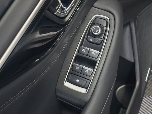 Used 2022 Subaru Outback Limited image 21