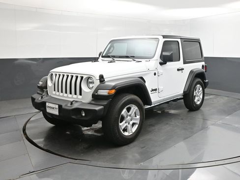 Used 2022 Jeep Wrangler Sport S image 1