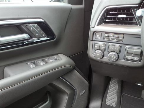 New 2026 Chevrolet Tahoe Premier AWD/4WD image 12