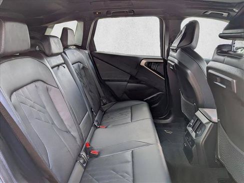 Certified 2025 BMW X3 xDrive30i w/ Premium Package image 21