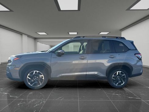 Certified 2025 Subaru Forester Premium AWD/4WD image 7