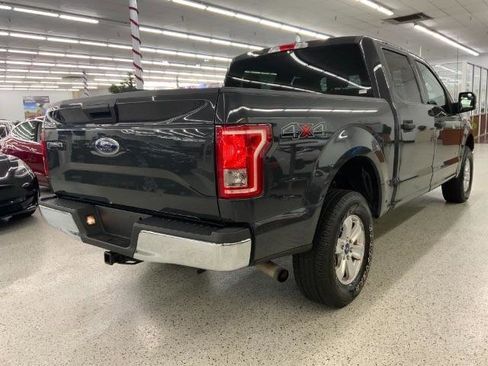 Used 2017 Ford F150 XLT AWD/4WD image 4
