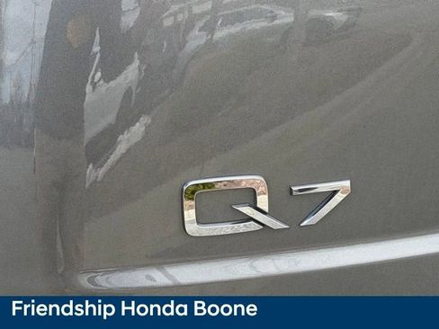 Used 2017 Audi Q7 3.0T Prestige AWD/4WD image 12