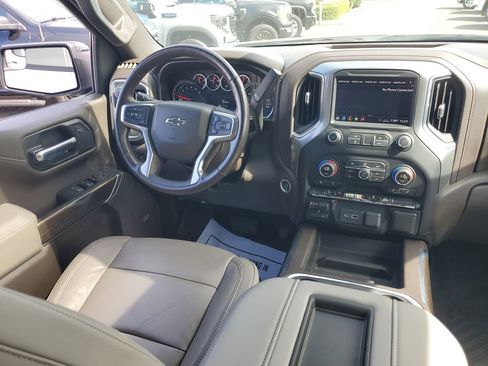 Used 2020 Chevrolet Silverado 1500 LT Trail Boss image 12