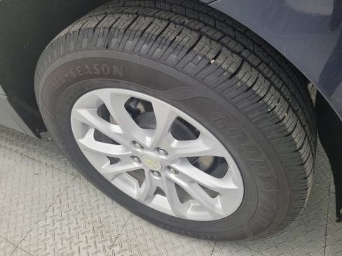Used 2018 Chevrolet Equinox LT image 31