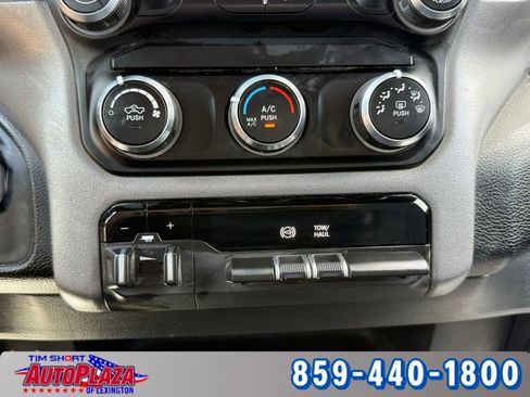 Used 2024 RAM 3500 Big Horn image 29