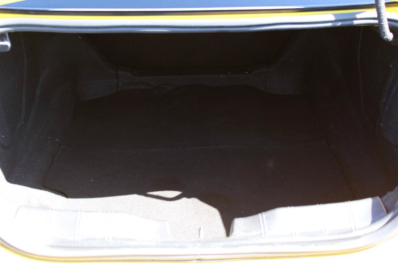 Used 2017 Chevrolet Camaro SS RWD image 11