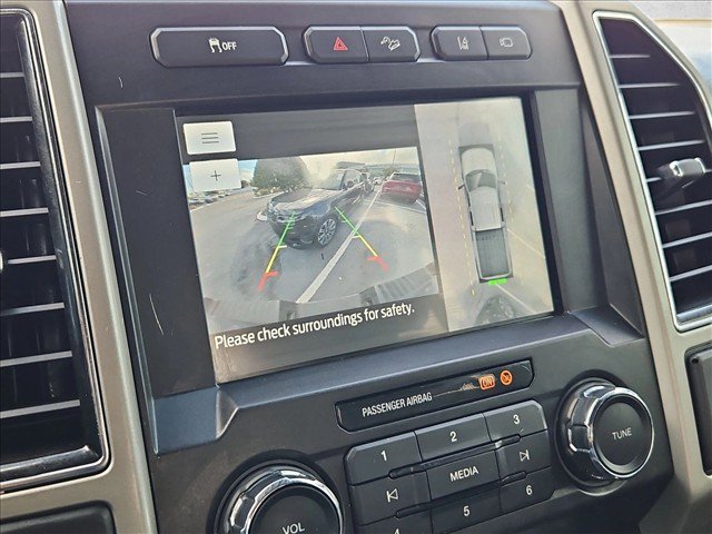 Used 2021 Ford F250 Lariat w/ Lariat Value Package AWD/4WD image 14