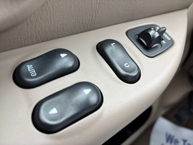 Used 2000 Ford F150 XLT RWD image 16