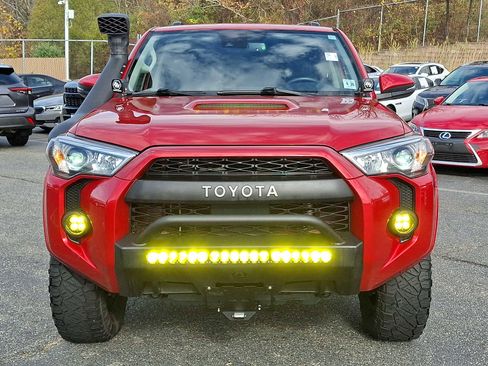 Used 2021 Toyota 4Runner TRD Off-Road Premium w/ Moonroof Package image 2