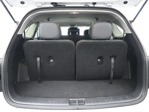 Used 2022 Kia Sorento S FWD image 28