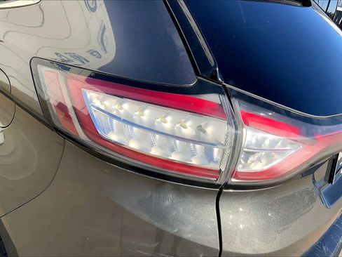 Used 2018 Ford Edge Titanium w/ Equipment Group 301A image 23