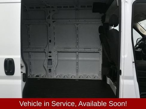 Used 2023 RAM ProMaster 2500 FWD image 13