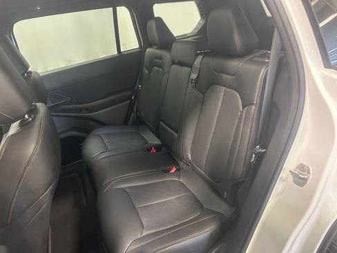 New 2026 Jeep Cherokee Overland image 19